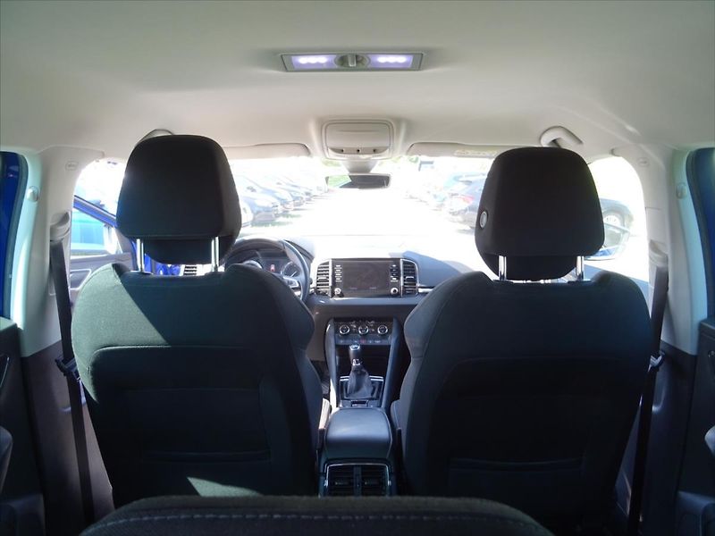 Škoda Karoq 1,0 TSi Business  85 kW - fotka 18 z 31