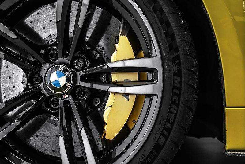 BMW M3 Individual, manual, keramiky - fotka 13 z 19