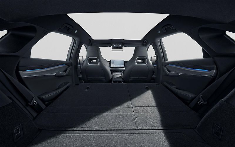 BYD Sealion 7 (2026) Excellence AWD V2L HUD 360 pan - fotka 11 z 11