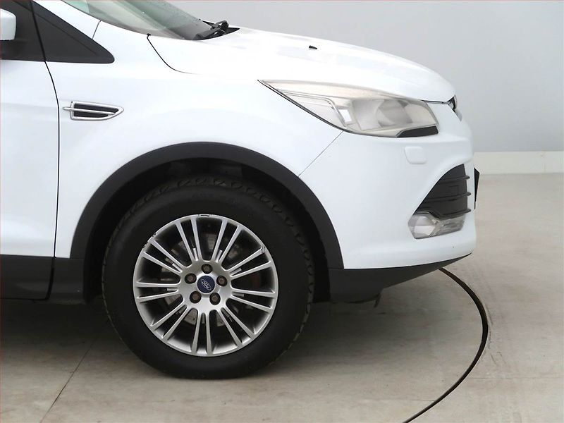 Ford Kuga (2013) Titanium 2.0 TDCi, 4X4 - fotka 14 z 17