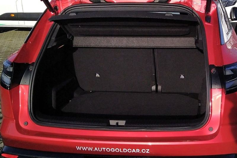 Renault Austral techno full hybrid 200 IHNED  - fotka 10 z 18