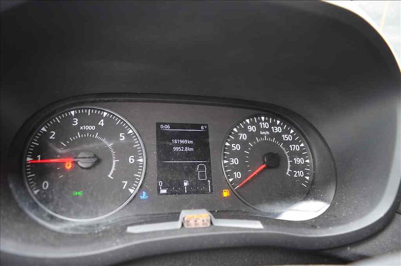 Renault Master (2022) 2,3 DCI - fotka 18 z 22
