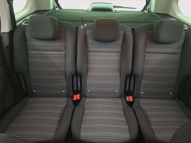 Opel Combo (2023) Elegance 1.5 CDTI, 5Míst, ČR - fotka 10 z 19