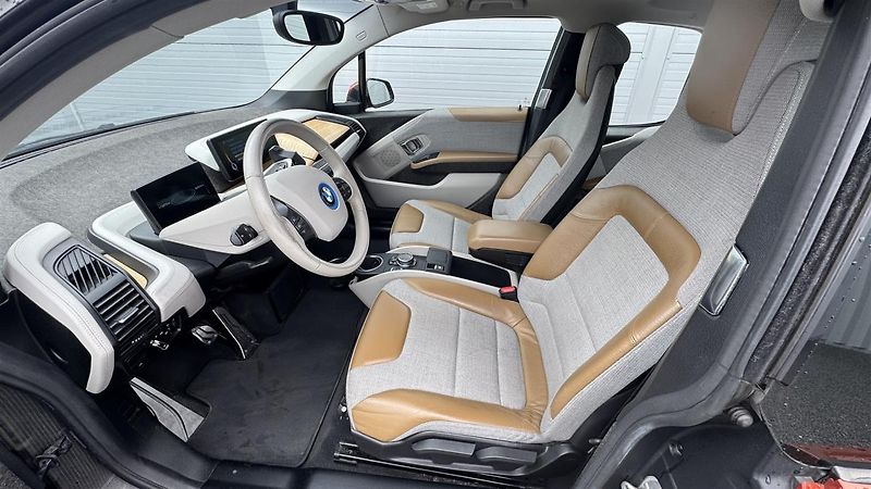 BMW i3 60Ah REZERVOVÁNO - fotka 5 z 13