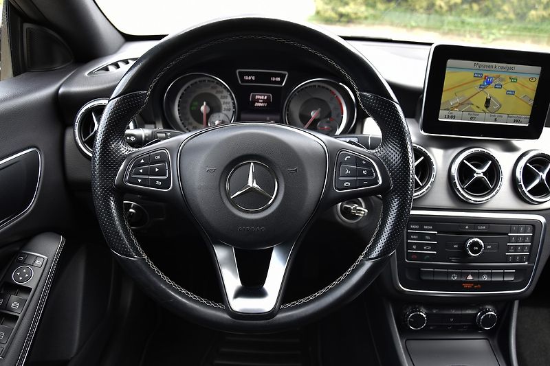 Mercedes-Benz CLA 200 CDi A/T,XENON,NAVI,KAMERA - fotka 13 z 50