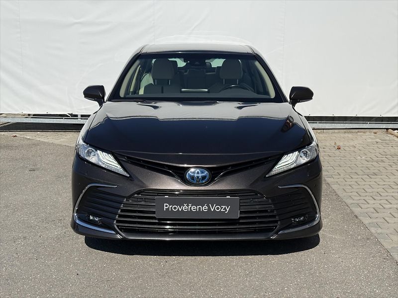 Toyota Camry 2,5 Executive, Hybrid - fotka 2 z 20
