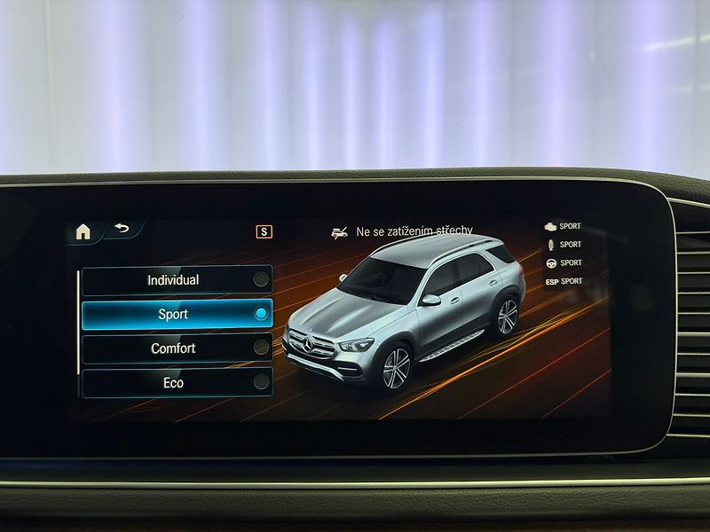 Mercedes-Benz GLE 400d 4MATIC AMG, AIRMATIC, WEB - fotka 21 z 30