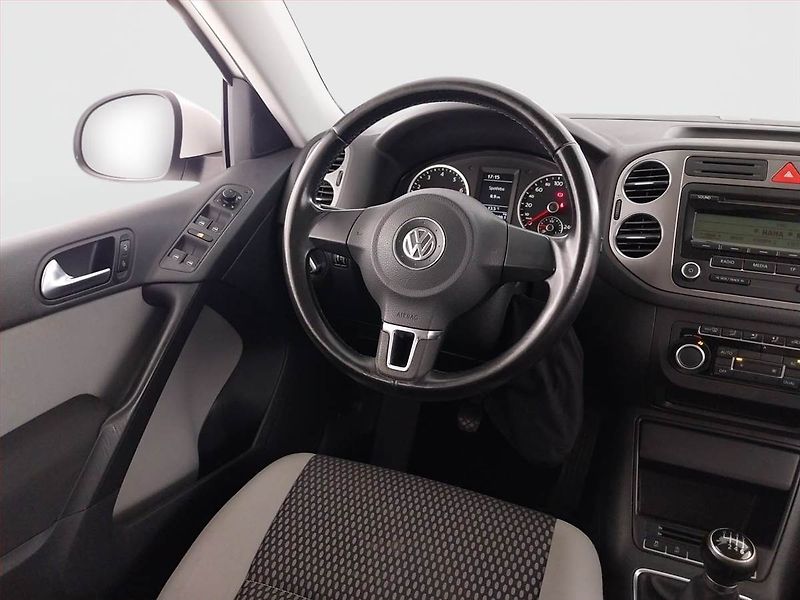 Volkswagen Tiguan (2011) 1.4 TSI, Serv.kniha - fotka 7 z 17