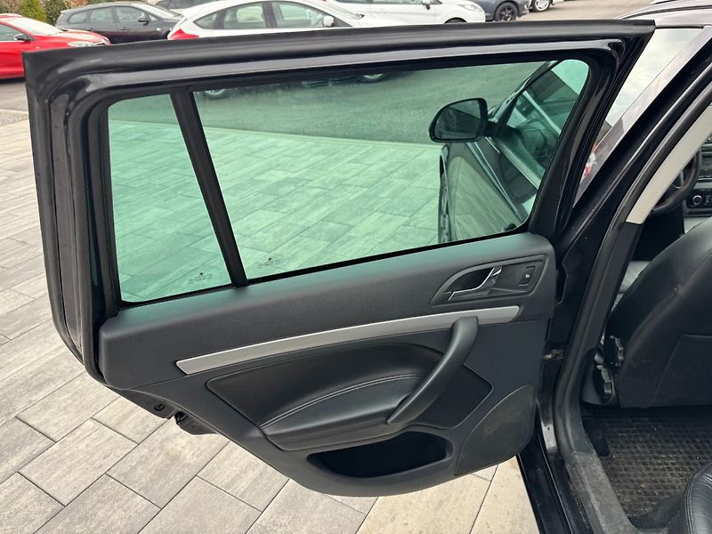 Škoda Octavia (2010) 1.6 TDI 77kW - fotka 14 z 29