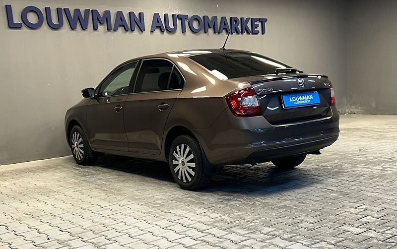 Škoda Rapid 1,0 TSI Ambition Plus - fotka 14 z 15