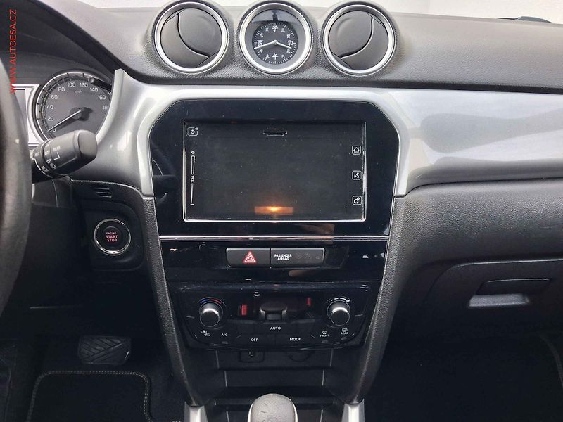 Suzuki Vitara (2016) 1.6 DDiS AllGrip, Comfort - fotka 12 z 19