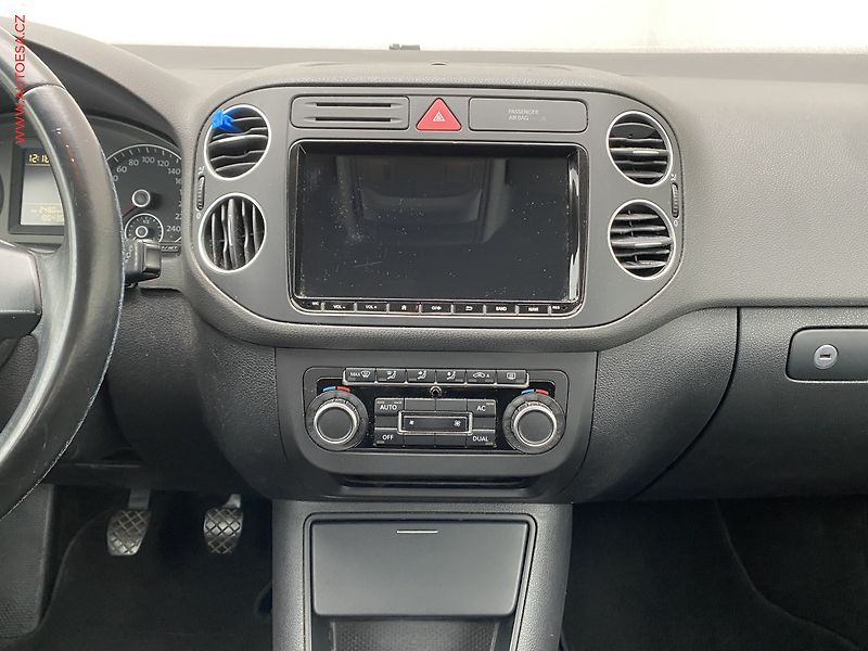 Volkswagen Golf Plus (2010) 1.2 TSi, ČR, Trendline, navi - fotka 12 z 17