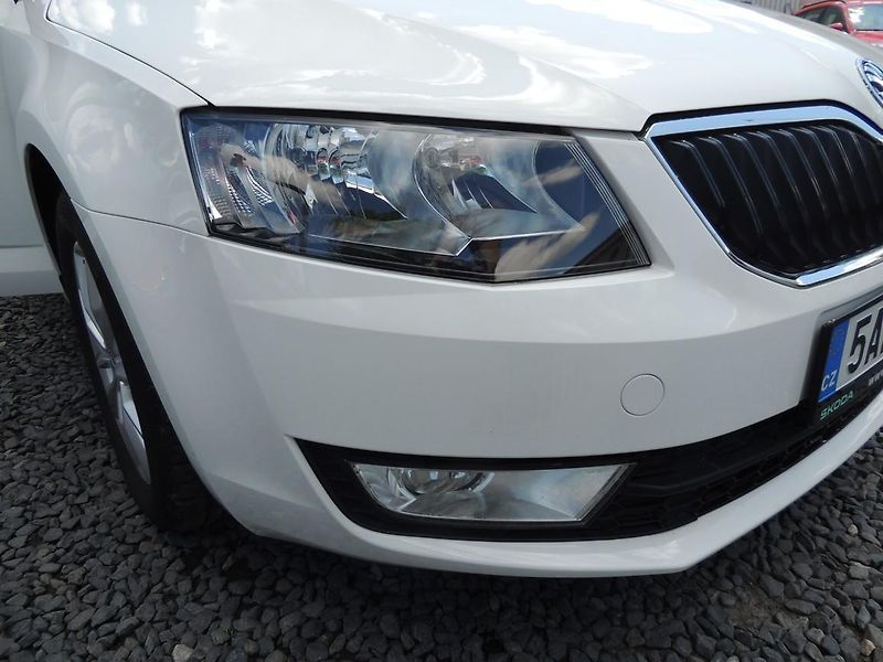 Škoda Octavia (2016) 1.6TDi,81kw,AMB,ČR,2.majitel - fotka 32 z 42