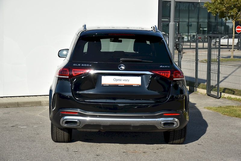 Mercedes-Benz GLE (2021) AMG PAKET 300D - fotka 9 z 34
