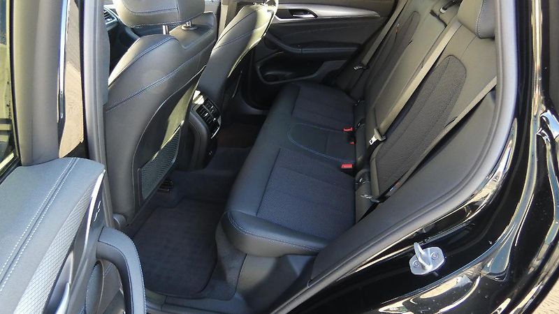 BMW X3 xDrive M40i - fotka 20 z 23