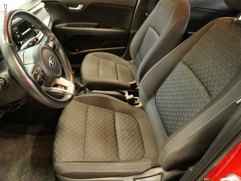 Kia Rio (2019) 1.2i, 2.maj,ČR, AC, park - fotka 9 z 22