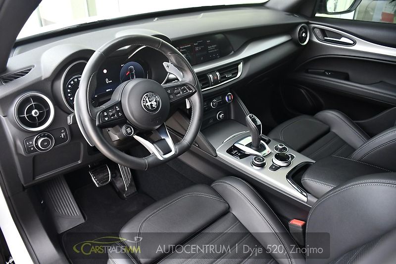Alfa Romeo Stelvio 2.2 JTDm 154kW  Připravujeme - fotka 9 z 49