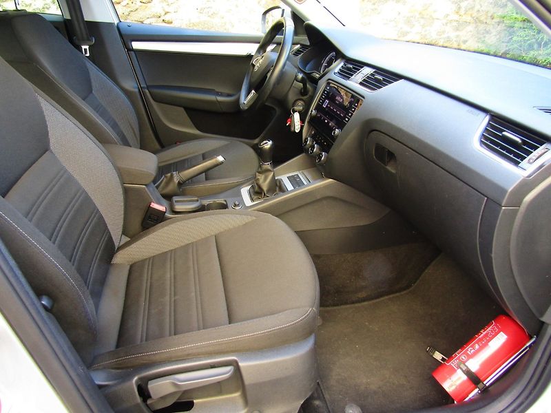 Škoda Octavia (2018) 1.0 TSI 85kW TOP QUALITY - fotka 27 z 39