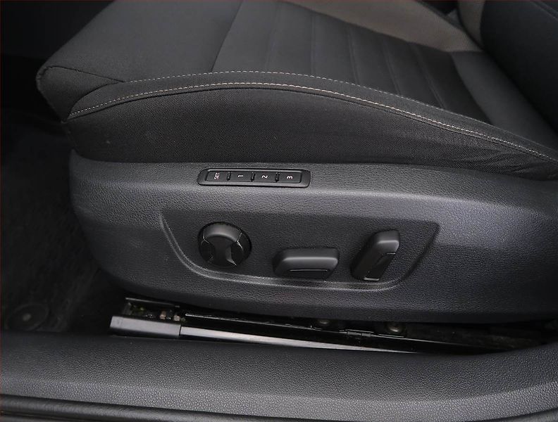 Škoda Superb (2022) Scout 2.0 TSI - fotka 26 z 32