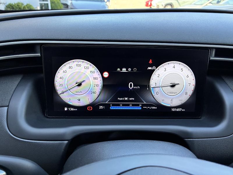Hyundai Tucson 1.6T-GDi 110kW SMART TAŽNÉ     - fotka 17 z 31
