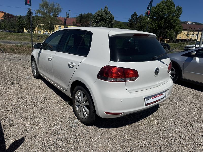 Volkswagen Golf 1,4TSi,rezervace - fotka 4 z 34