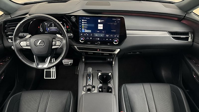Lexus RX 500h AUT 4x4 F Sport - fotka 8 z 31