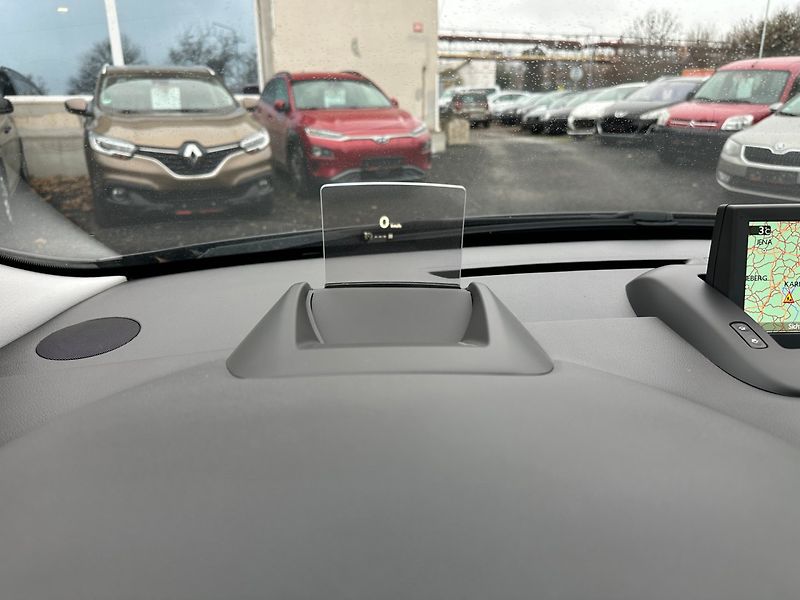 Peugeot 3008 (2015) 2.0Hdi 110kw Allure - fotka 16 z 22