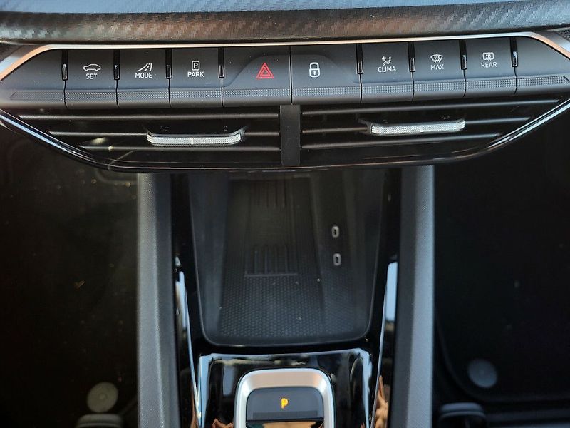 Škoda Octavia Sportline 1,5TSI 110kW - fotka 30 z 34