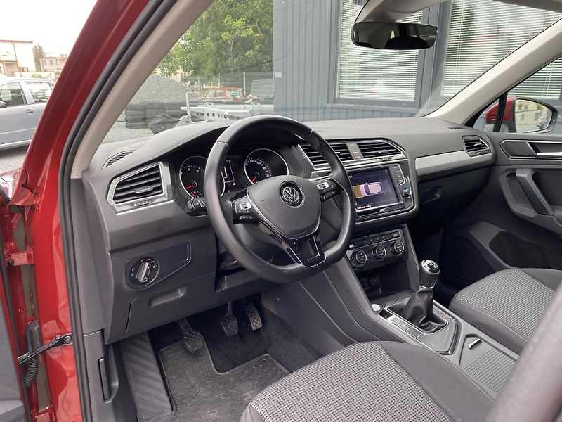 Volkswagen Tiguan 1.4 TSI 110kW - 1xMAJ. - LED - fotka 16 z 44