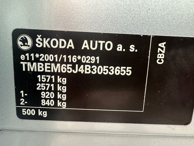 Škoda Fabia (2010) 1.2Tsi 63kw - fotka 14 z 23