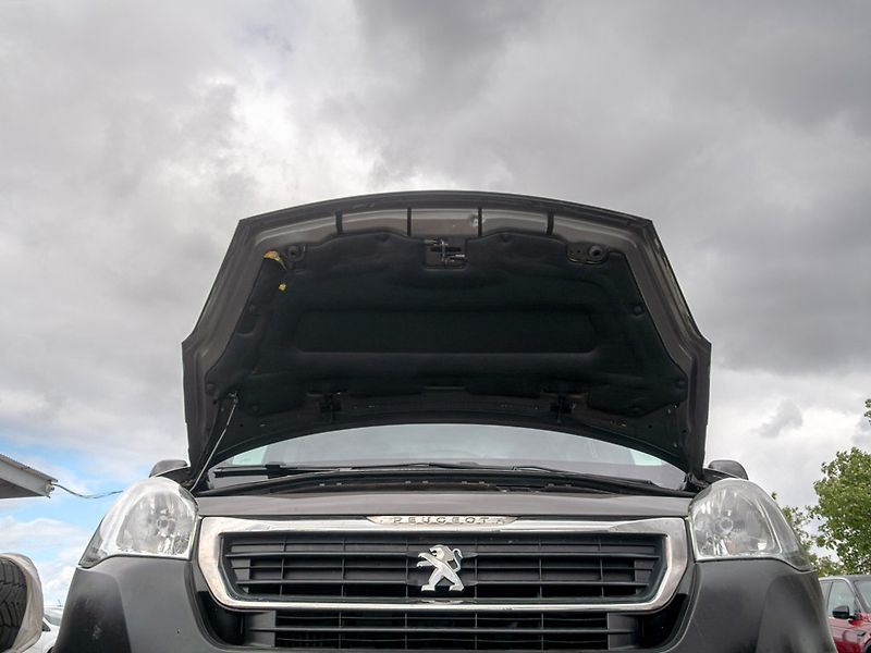 Peugeot Partner (2017) 1.6HDI 73KW – GRIP CONTROL - fotka 40 z 42