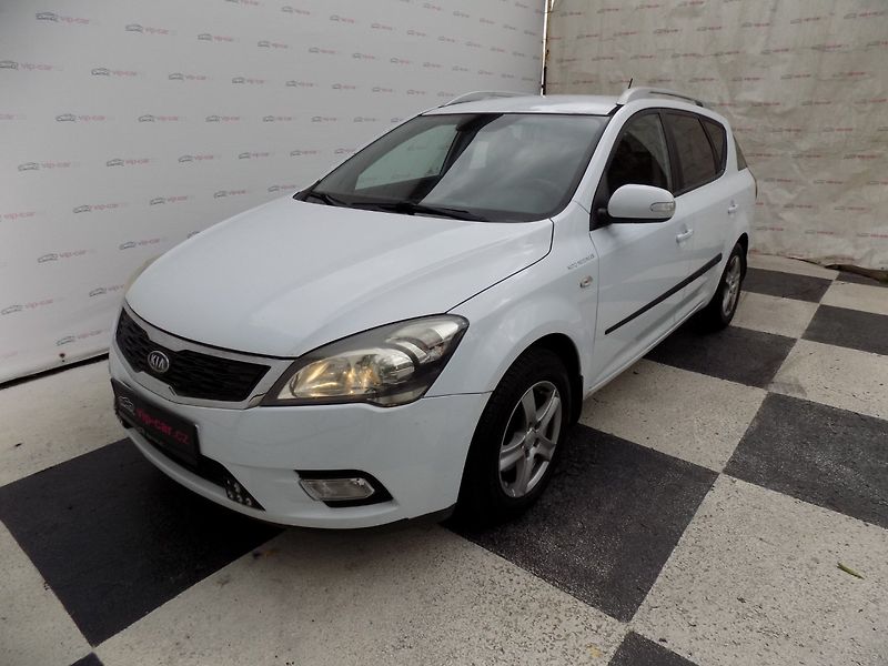 Kia Ceed (2012) 1.6GDi/2.Maj.ČR/Klimatizace/ - fotografie inzerátu