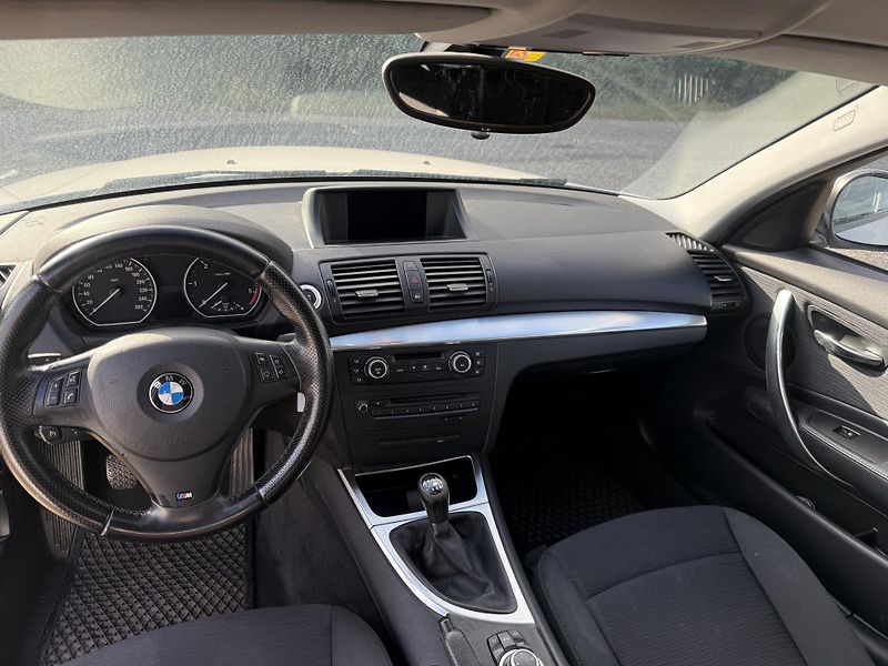 BMW Řada 1 (2009) - fotka 40 z 44