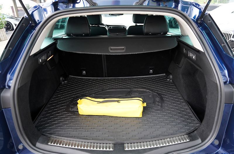 Renault Mégane 1.2 TCe automat/132 PS/ČR - fotka 12 z 43