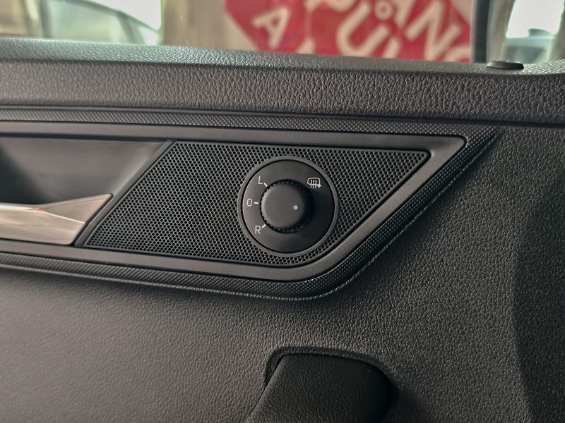 Škoda Fabia 1.2 TSI MONTE CARLO, PANORAMA - fotka 20 z 23