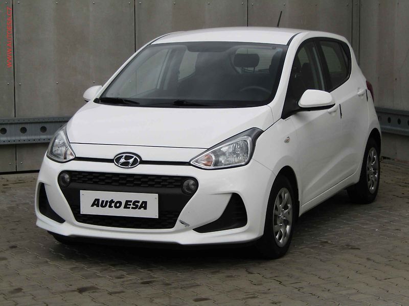 Hyundai i10 (2018) 1.0 i, 1.maj,ČR, Klima - fotka 3 z 15