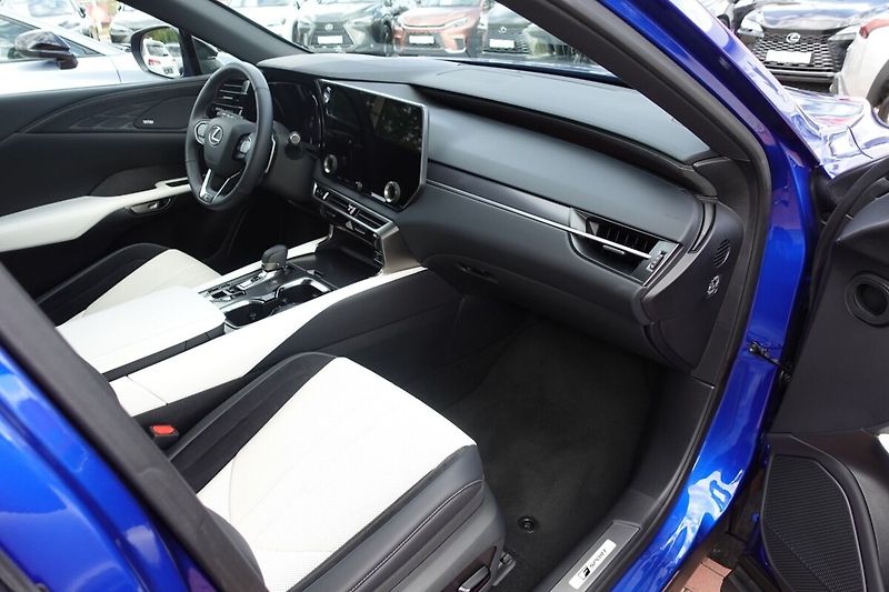 Lexus RX RX500h F SPORT Special Edition - fotka 13 z 38