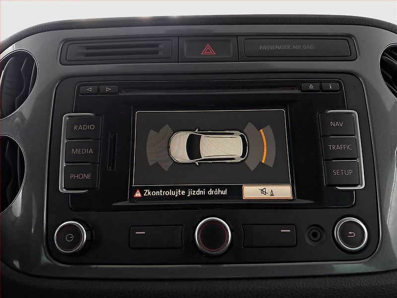 Volkswagen Tiguan (2011) Exclusive 2.0 TDI, 4X4 - fotka 20 z 23