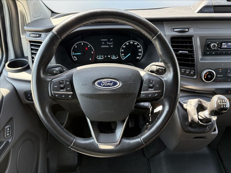 Ford Transit Custom 2,0 TDCi 125 KW 6MÍST L2 TREND - fotka 9 z 22