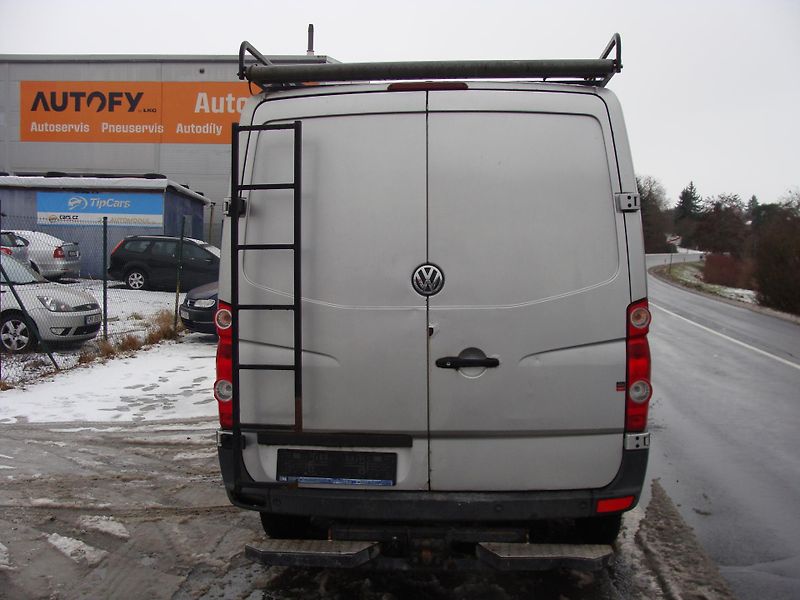 Volkswagen Crafter 2.5 TDi, 80 kW, klima, tažné - fotka 4 z 25