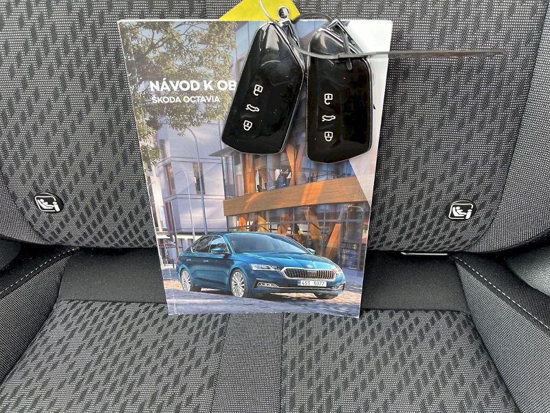 Škoda Octavia (2023) 2.0 TDI 110kW DSG Style Plus c - fotka 32 z 33