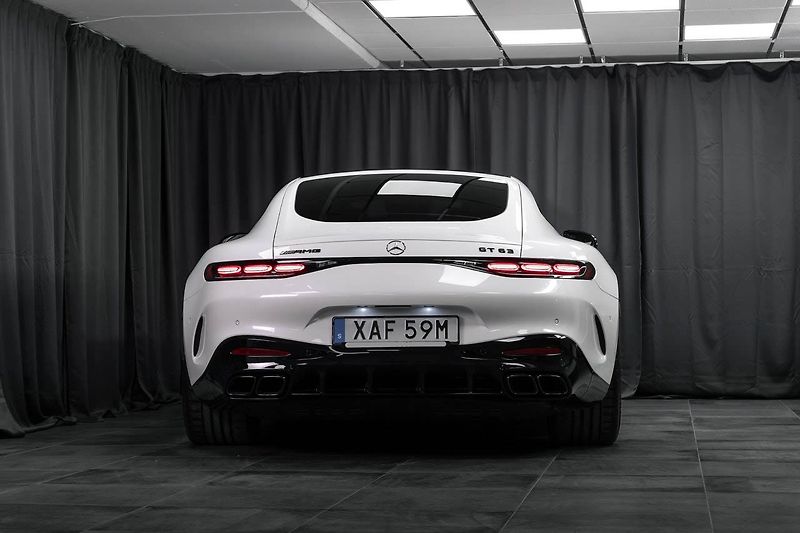 Mercedes-Benz AMG GT 63 4M+ AMG Premium+ HuD Burm P - fotka 4 z 30