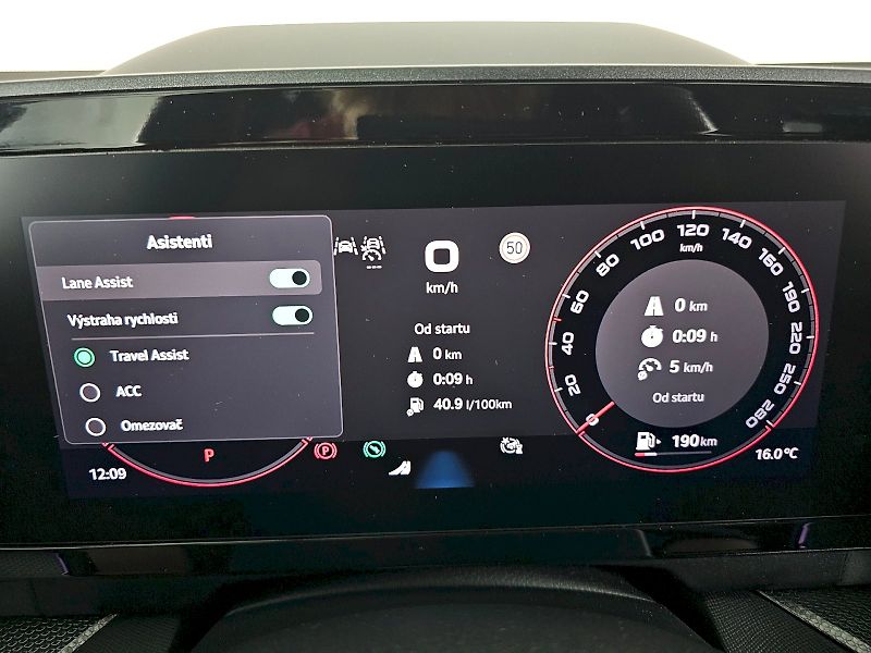 Škoda Kodiaq (2025) RS 2.0TSi 195kW 4x4  WEBASTO T - fotka 13 z 32
