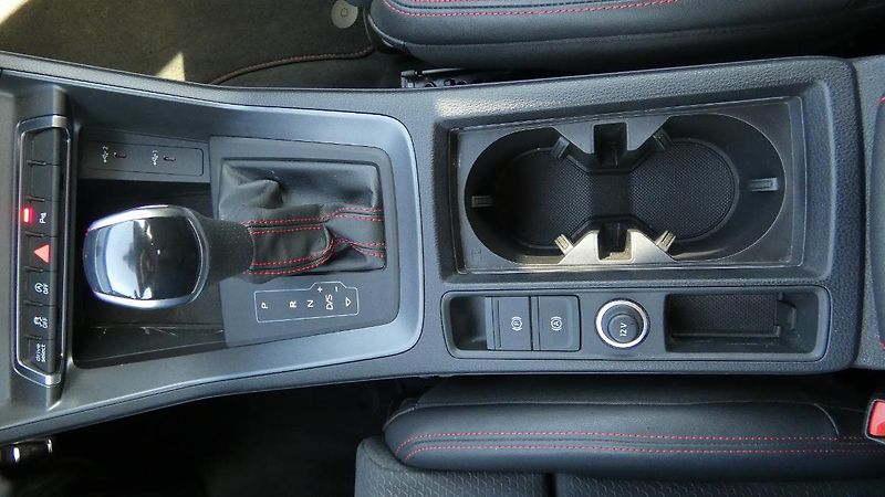 Audi Q3 Sportback 40 TFSI quattro S li - fotka 18 z 23