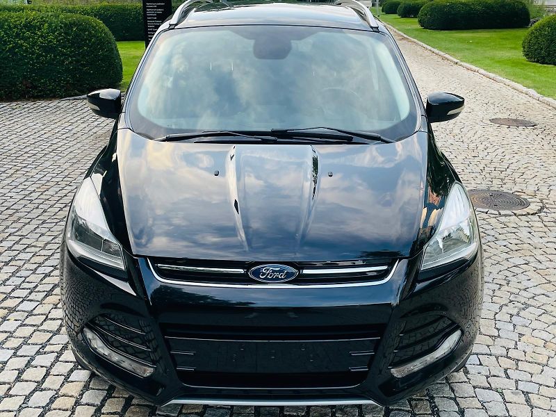 Ford Kuga 2.0TDCi 4x4 MAN TAŽNÉ SERVISKA - fotka 5 z 47