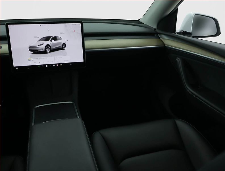 Tesla Model Y (2023) RWD LFP 60kWh, SoH 97% - fotka 8 z 24