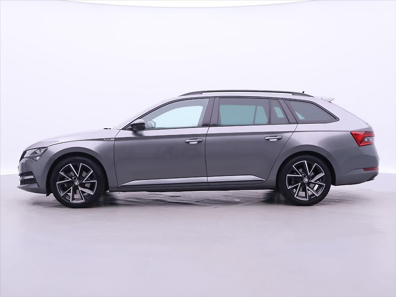Škoda Superb 2,0 TDI 110kW SportLine Combi - fotka 4 z 38