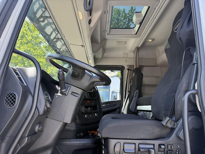Iveco X-WAY AS300X57ZHRON+, SOUPRAVA 60T - fotka 12 z 18