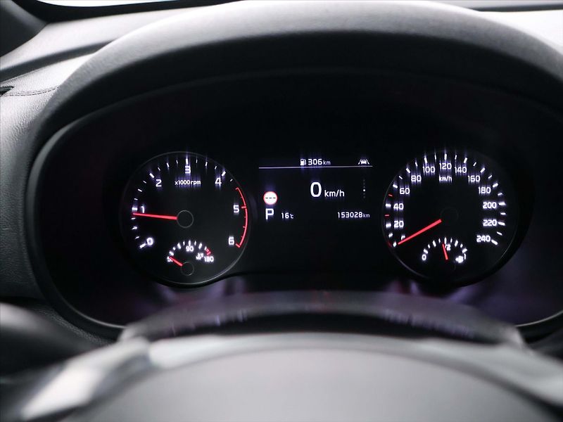 Kia Sportage 1,6 CRDI 100kW GT-Line - fotka 17 z 33