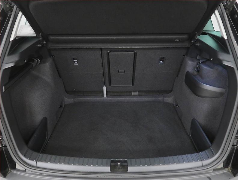 Škoda Karoq (2022) Ambition 1.5 TSI, digi klima - fotka 14 z 26